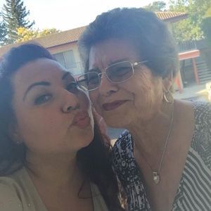 Meet your Posher, Lisa